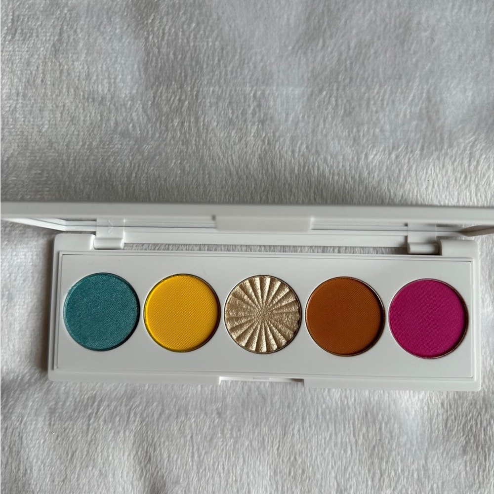 Ofra Cosmetics Beachside Palette